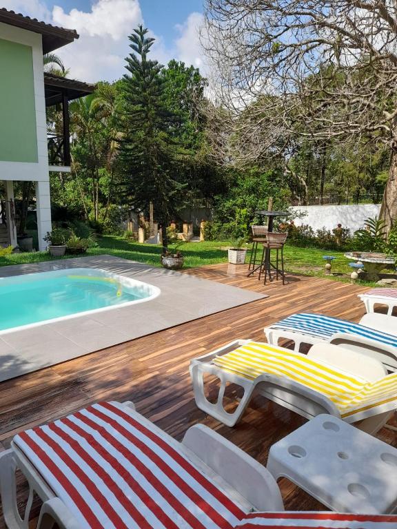 Casa com piscina, espaço gourmet e salão de jogos., Guapimirim